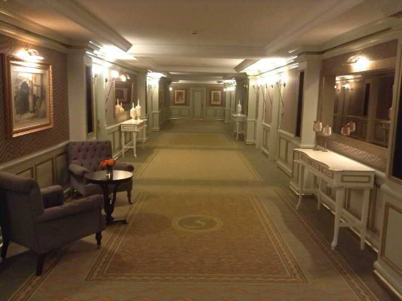 Sapphire Hotel